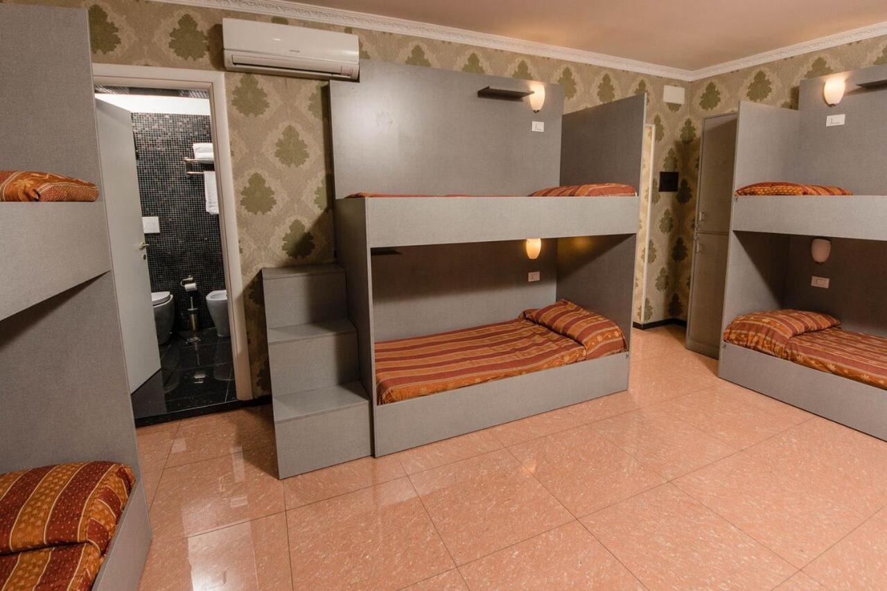 Beautiful Hostel 3*